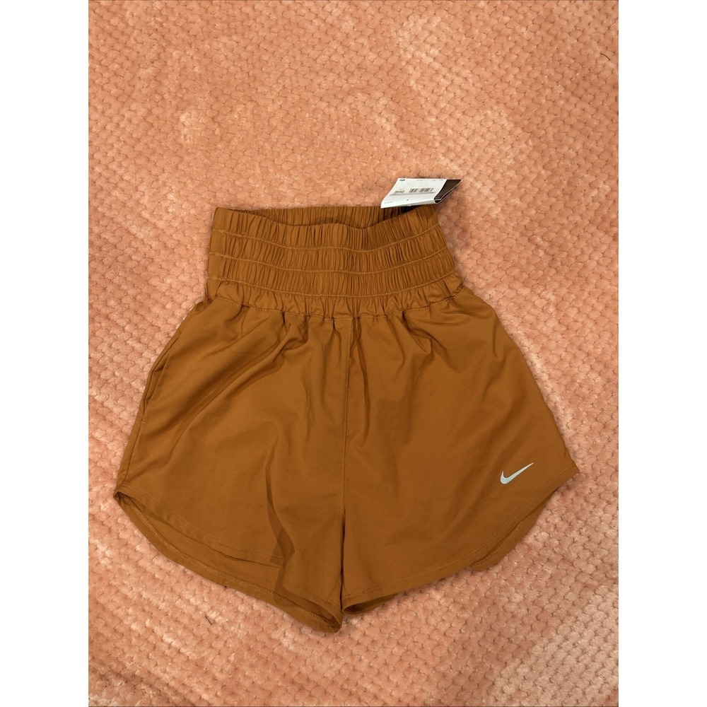 Nike Women's One Dri-FIT Ultra High-Waisted 3 Brief-Lined Shorts in Brown XS